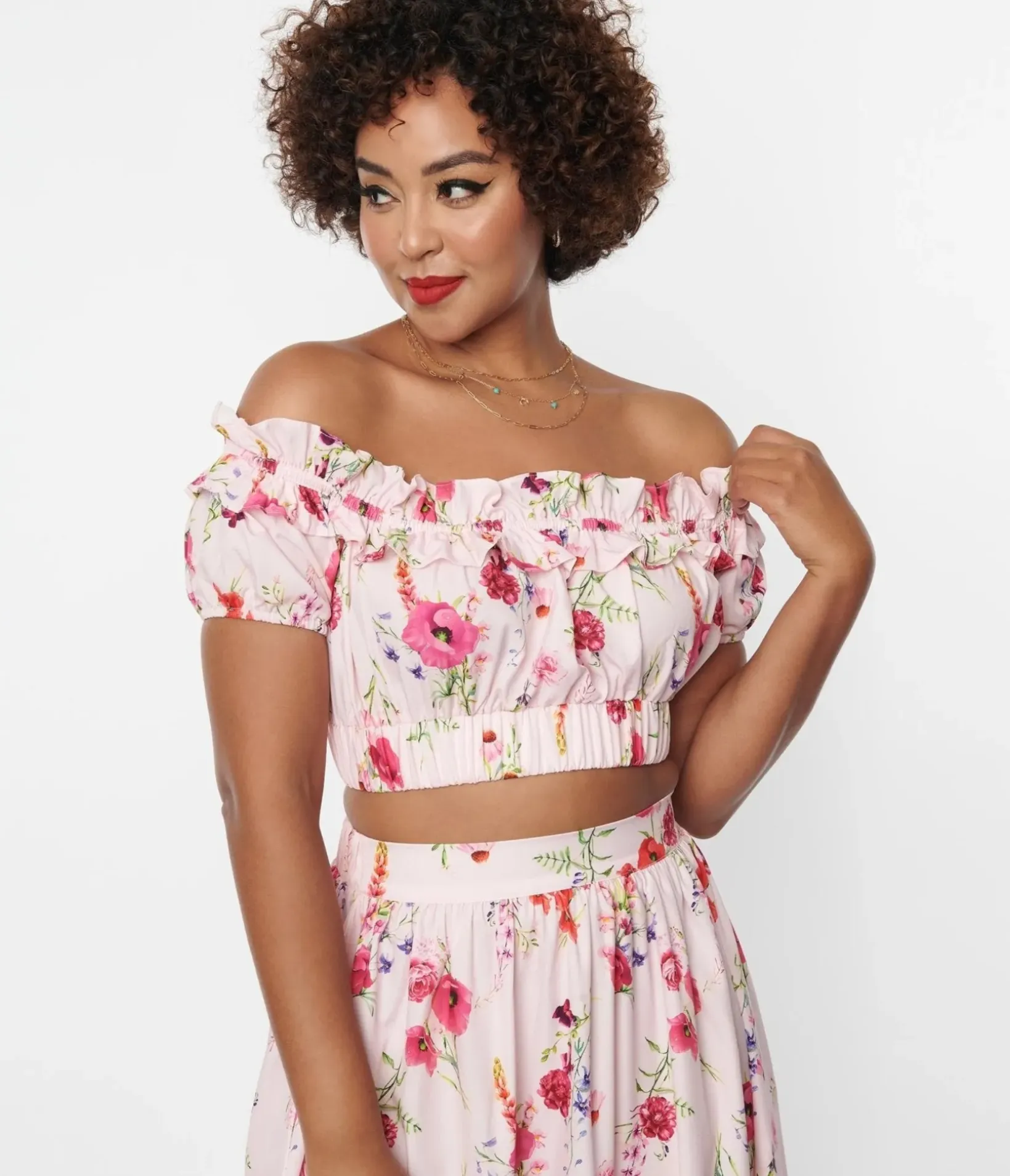 Unique Vintage All Things Pink>1970s Light Pink Floral Ruffle Up Crop Top