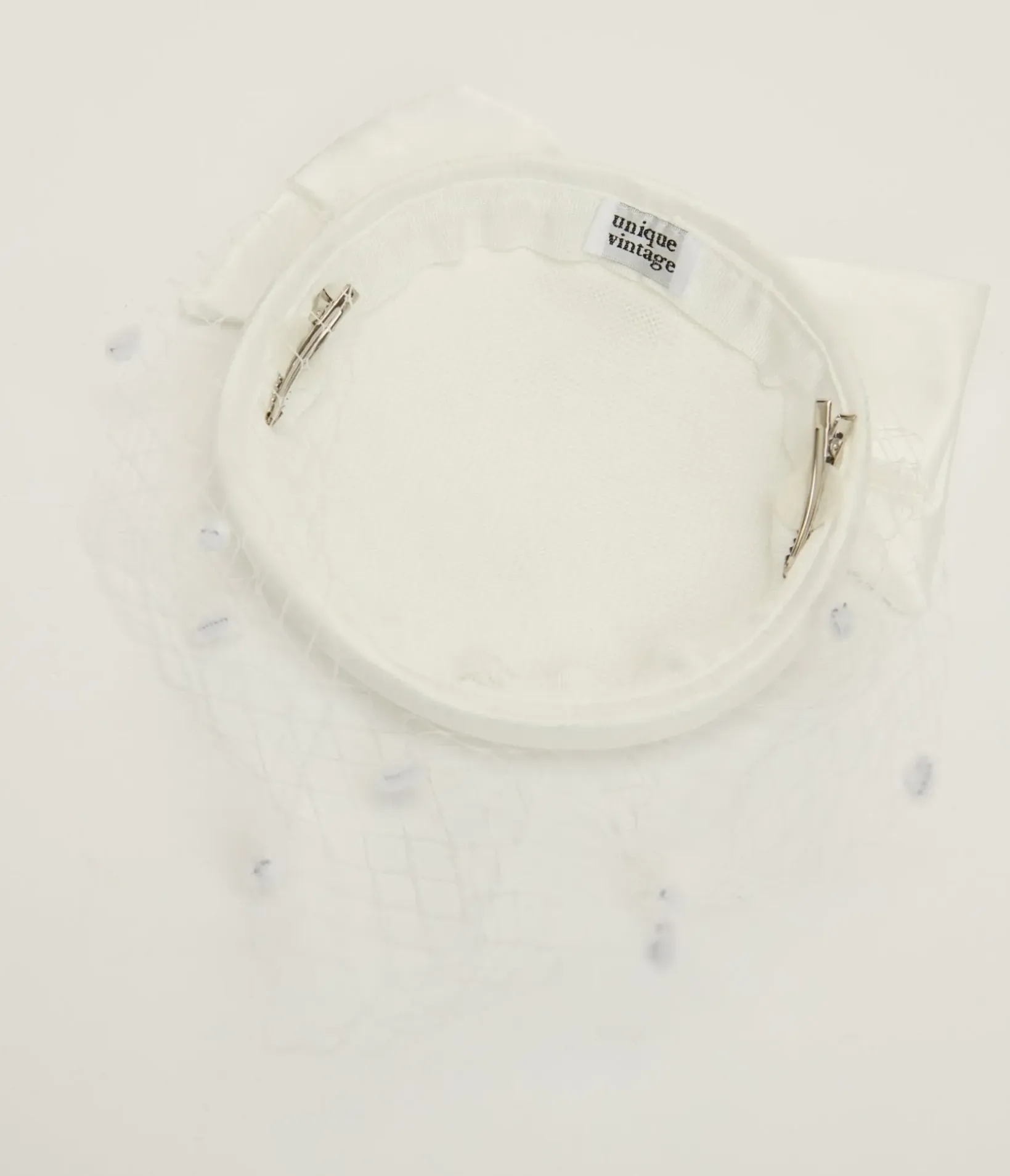 Unique Vintage Special Occasion|Wedding Accessories>1950s White Bow Pillbox Fascinator Hat