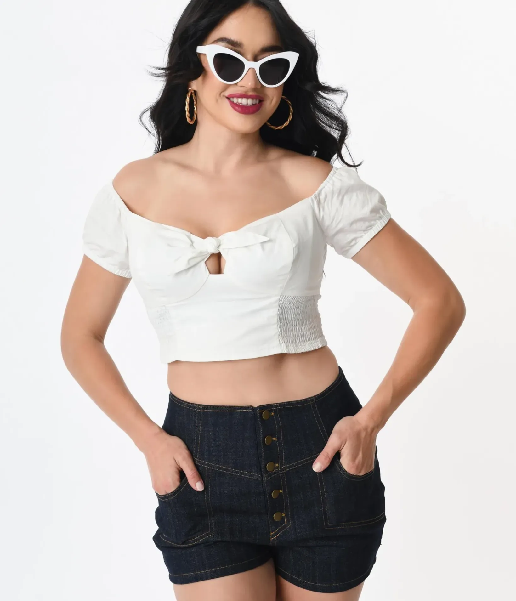 Unique Vintage Blouses>1960s White Turner Crop Top