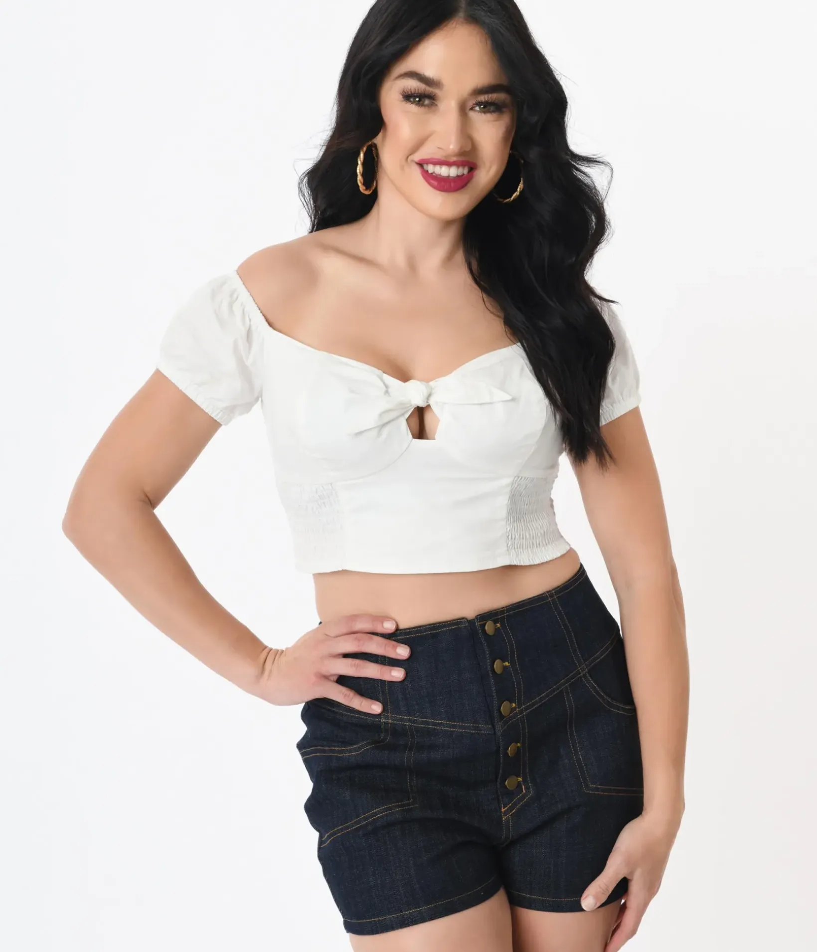 Unique Vintage Blouses>1960s White Turner Crop Top