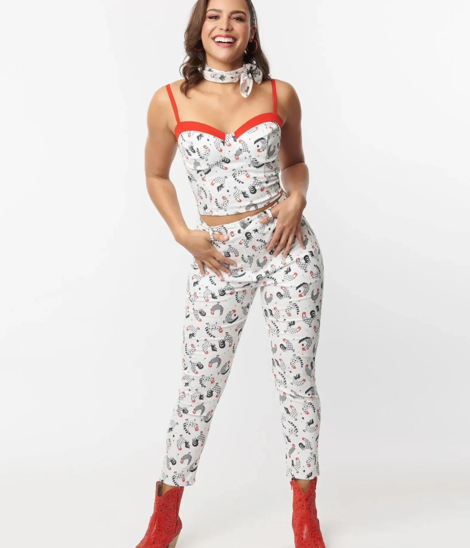Unique Vintage Pants>White Chicken Print Cropped Capris
