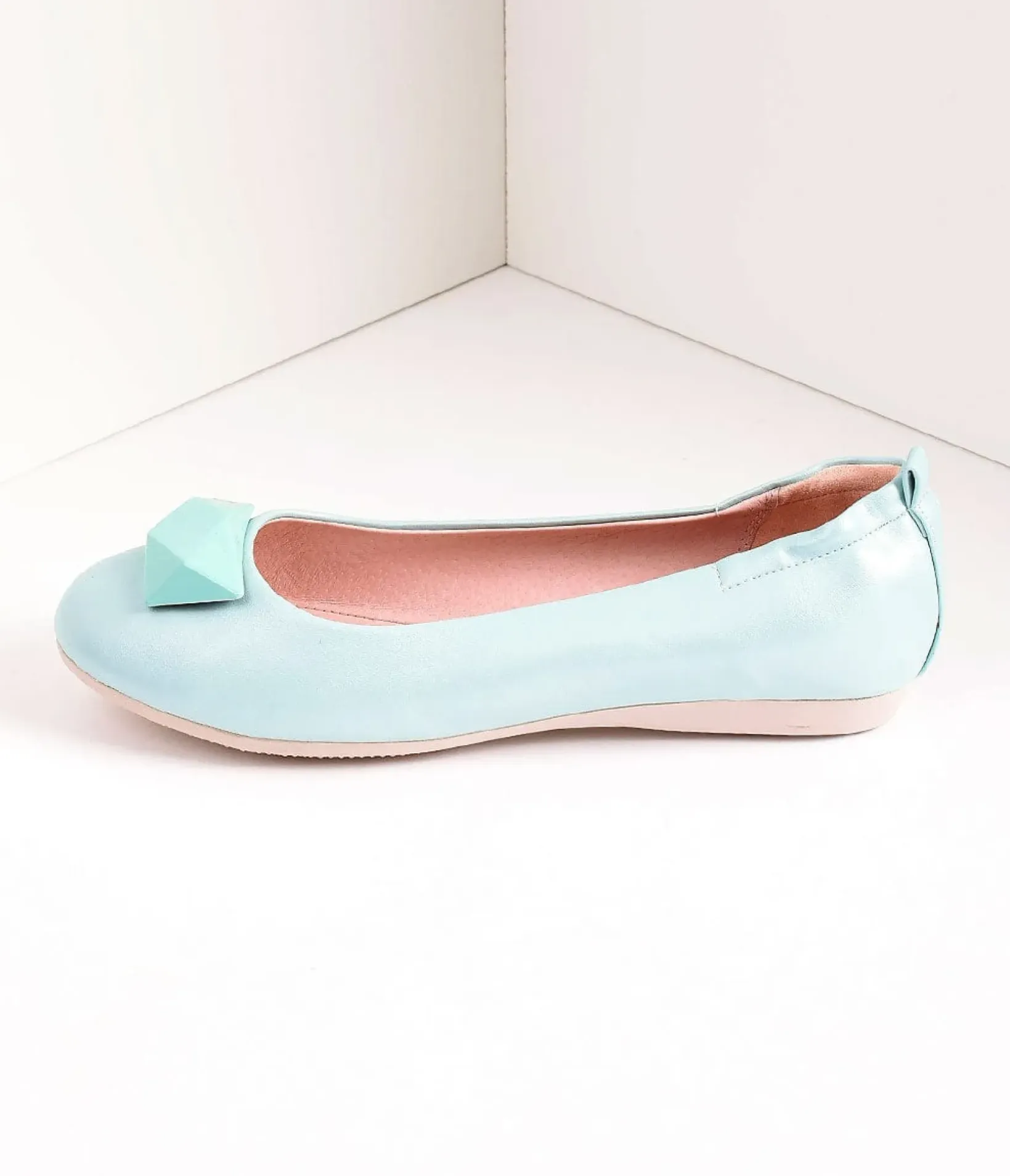 Unique Vintage Flats>Vintage Style Aqua Blue Leatherette & Geometric Gem Ballet Flats