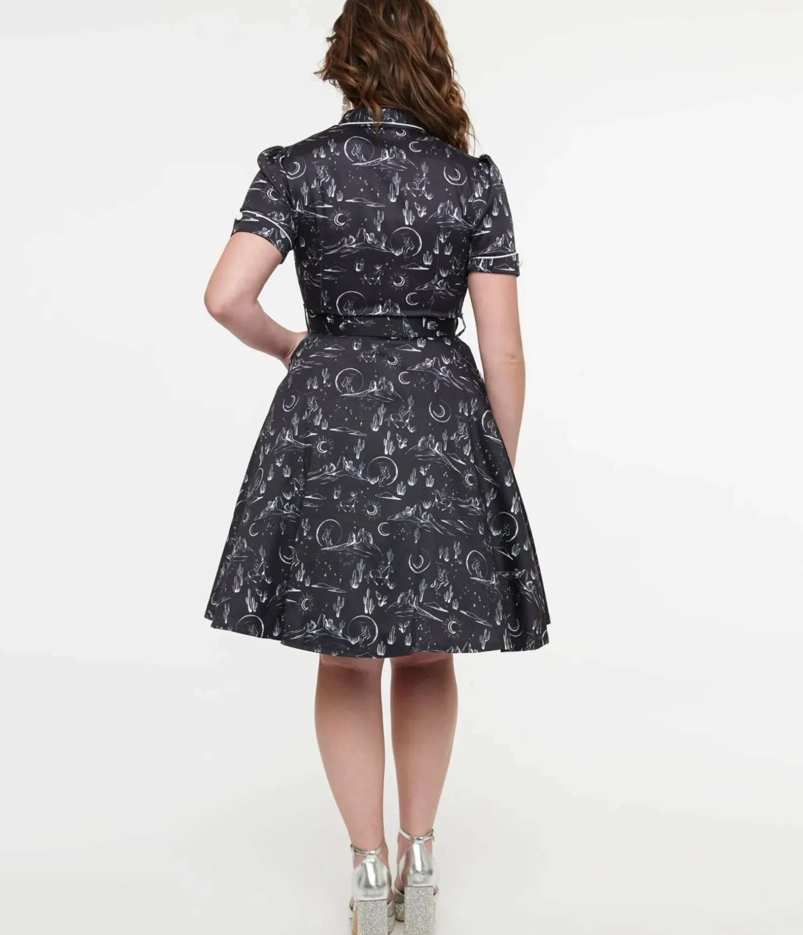 Unique Vintage Fit & Flare|Pocket Dresses>Voodoo Vixen 1950s Black & White Midnight Western Fit & Flare Dress