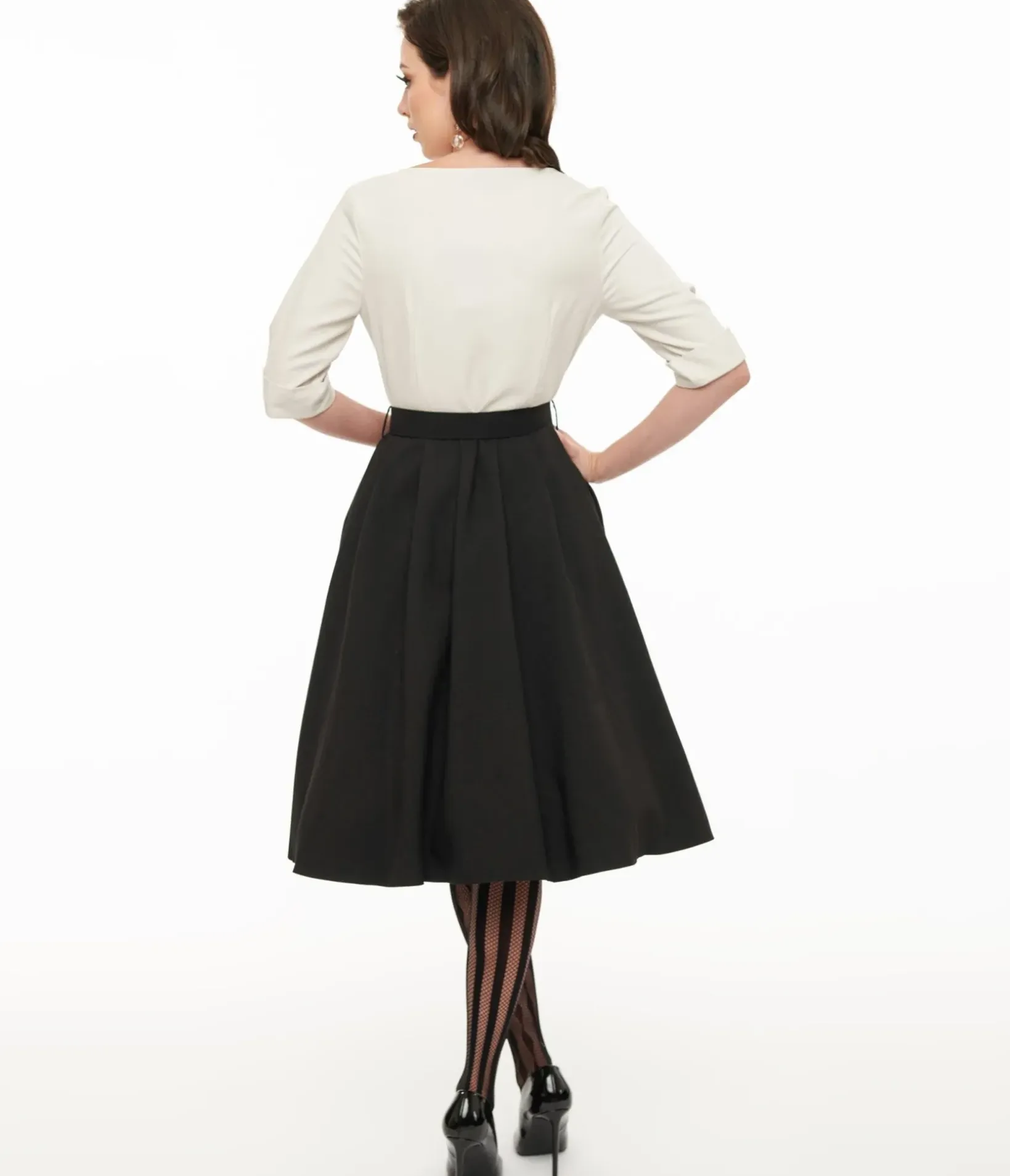 Unique Vintage Swing|Pocket Dresses>Voodoo Vixen 1950s White & Black Button Swing Dress