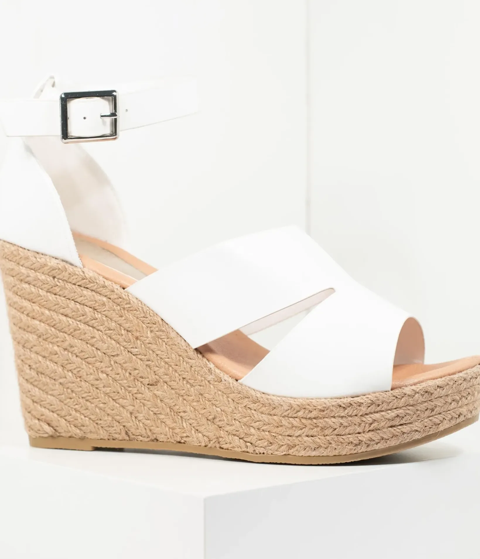 Unique Vintage Heels|Wedges>White Leatherette Espadrille Wedge Sandals