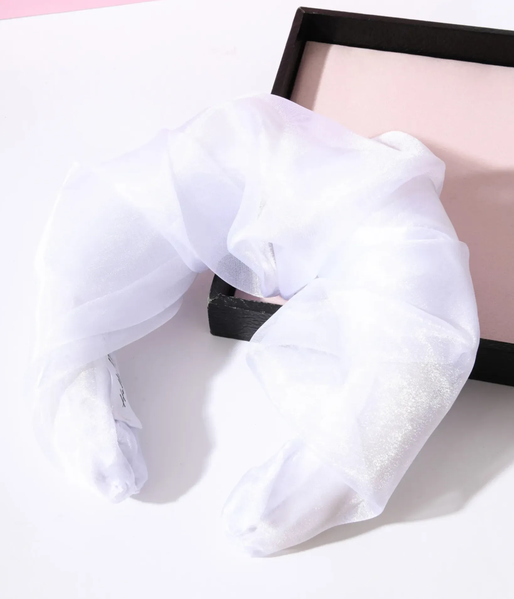 Unique Vintage Bachelorette|Headbands>White Organza Wave Padded Headband