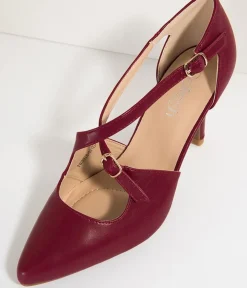 Unique Vintage Heels|All Things Red><noscript><img width=