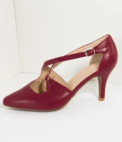Unique Vintage Heels|All Things Red><noscript><img width=